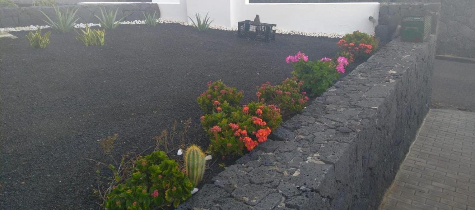 Tranquilidad Entre Volcanes Uga المظهر الخارجي الصورة